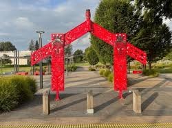 Maori entrance gateway