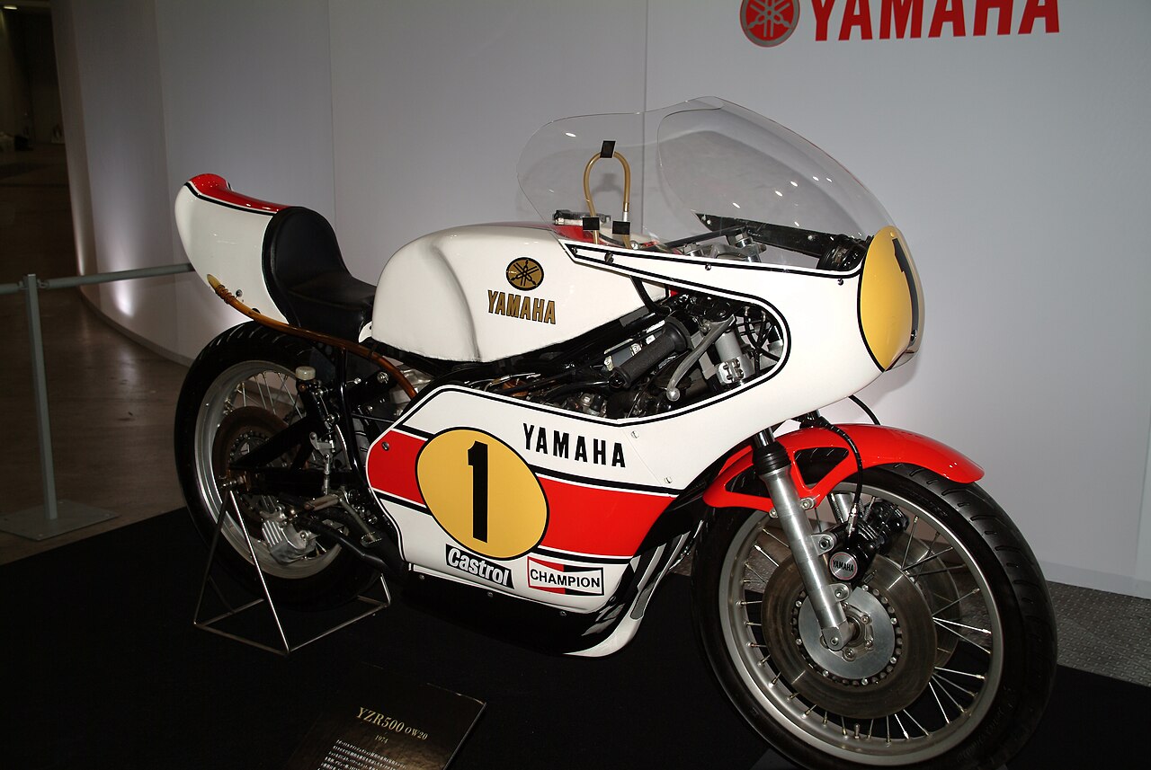 YZR500
